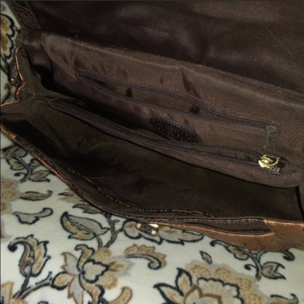 Purse - Picture 4 of 6